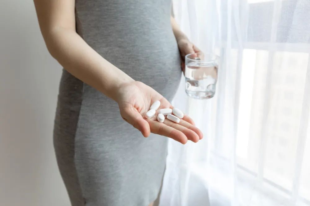 孕期要补钙吗？补多少比较合适？孕妈妈们补钙看这里！